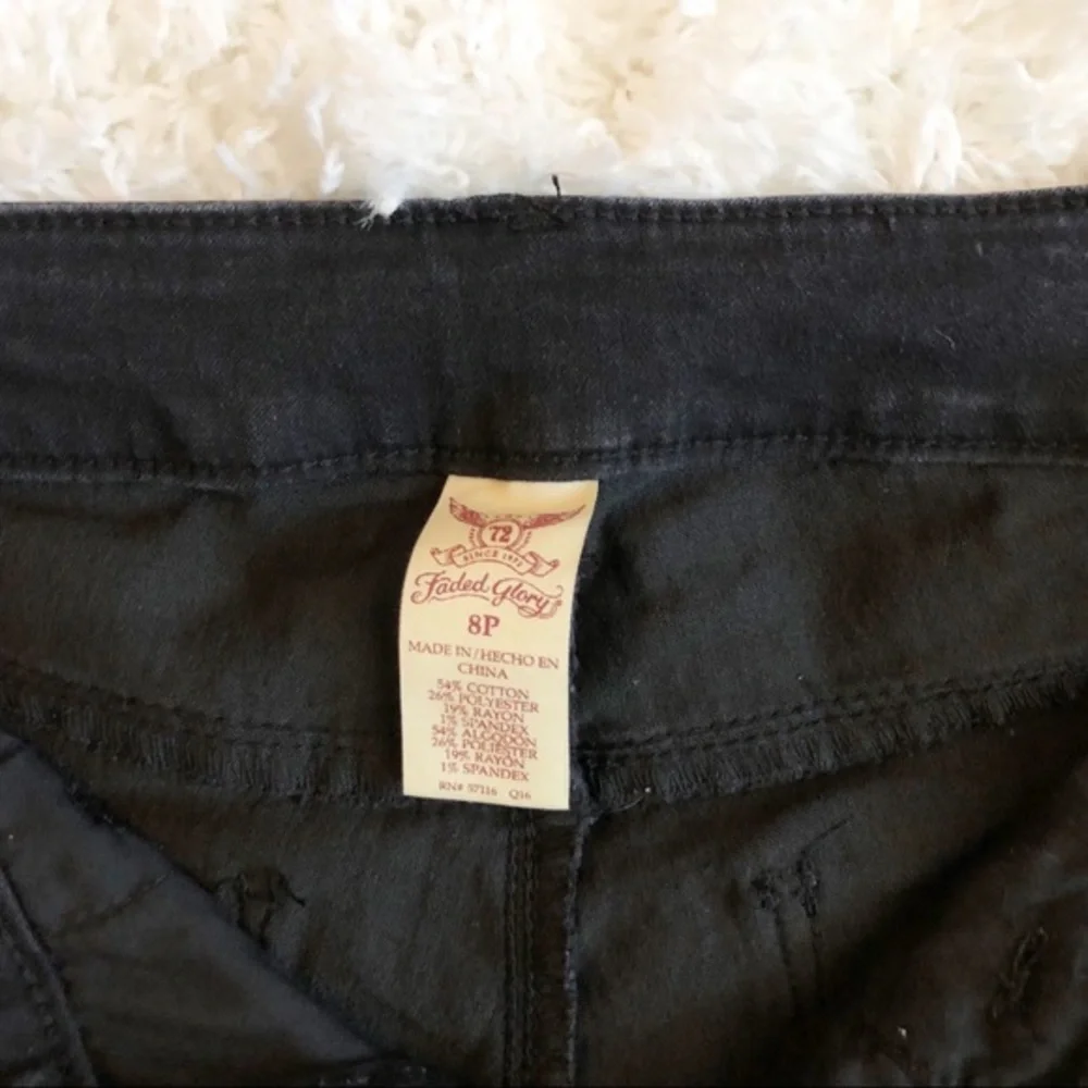 Women’s Faded Glory Black Stone-Washed Jeans Sz 8P - Picture 5 of 6